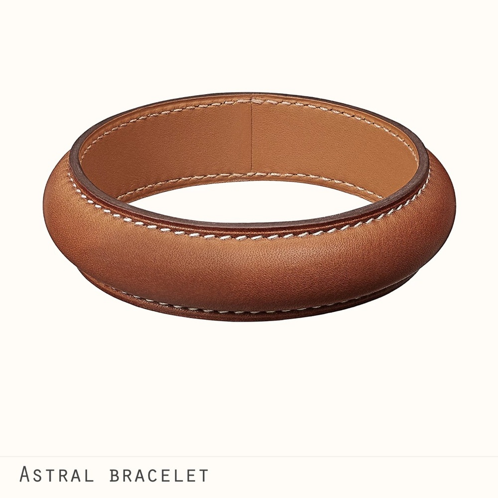 🌺🌺 💯 Authentic Hermès Vintage Astral Bracelet Crafted in Barenia Leather🌺🌺